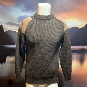 WoolyBack Wool and Suede patch Sweater S.